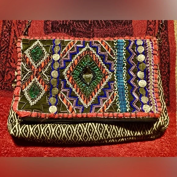 Beaded Ornate Cloth Handbag - Picture 2 of 6